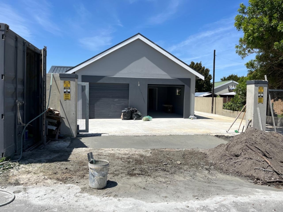 4 Bedroom Property for Sale in Kleinmond Western Cape